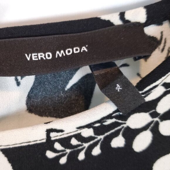 VERO MODA Dress Women’s Black and White Floral Midi Size XL - Picture 6 of 8